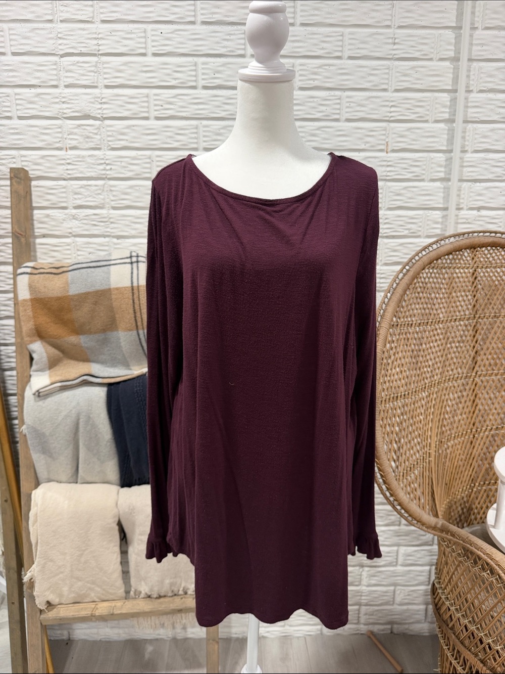 Maurices Long Sleeve Scoop Neck Tunic Top - Wine